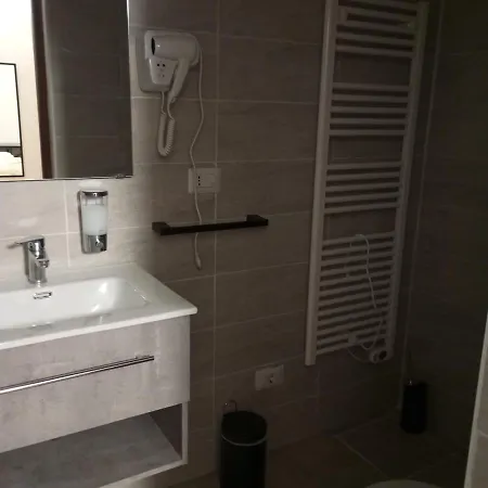 Viola Nocleg ze śniadaniem Baganzola