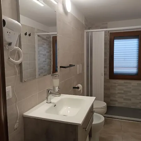 Viola Nocleg ze śniadaniem *